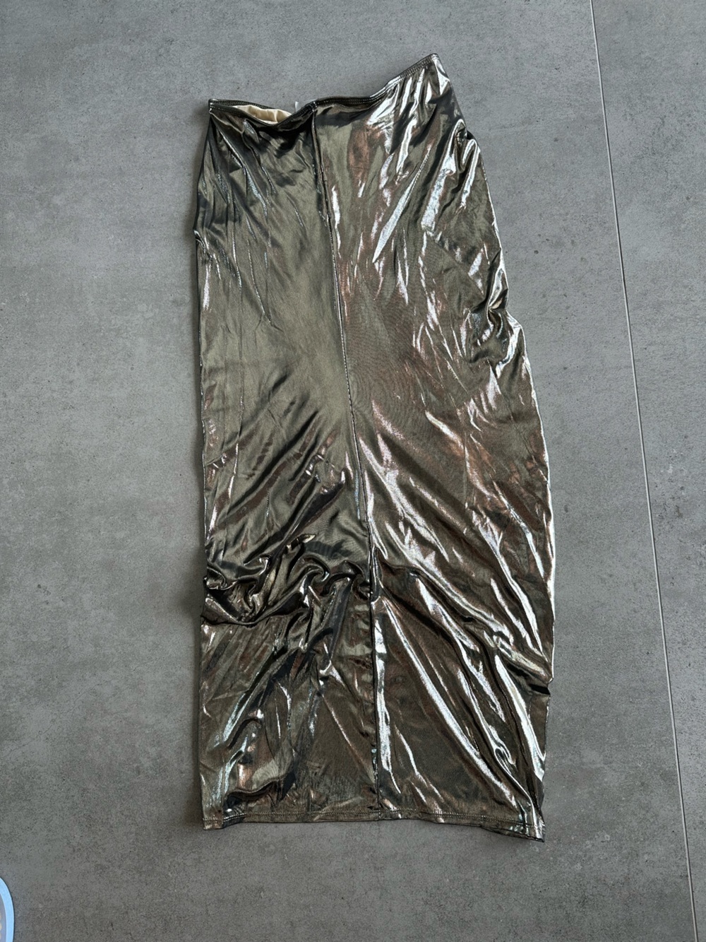 Metallic Ruched Midi Skirt - Picture 7 of 7